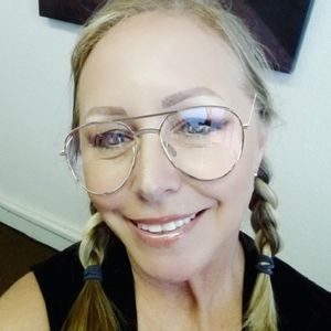 Meet your Posher, Marcheta